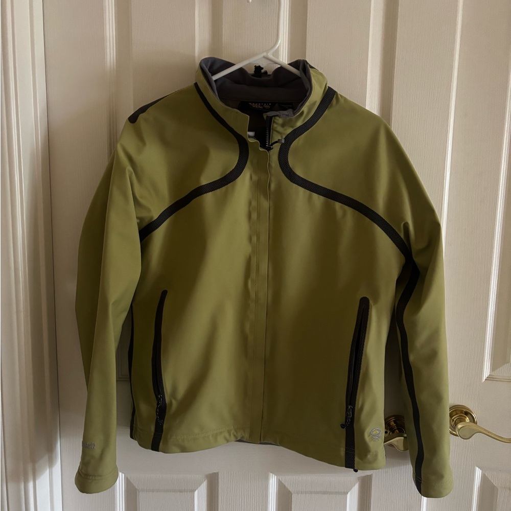 Mountain Hardwear Women’s Green and Gray Lined Jacket